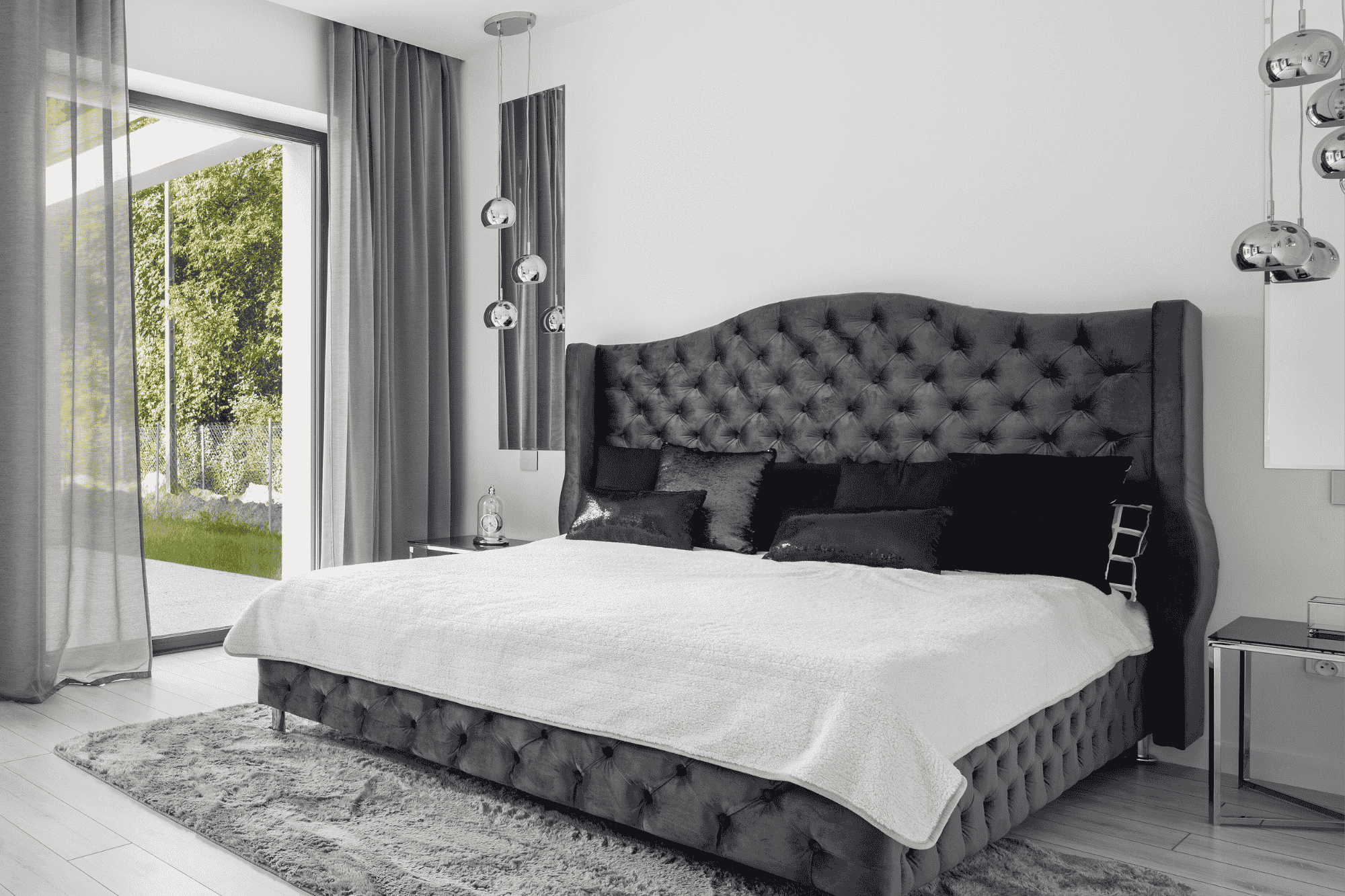 King Bed with Storage